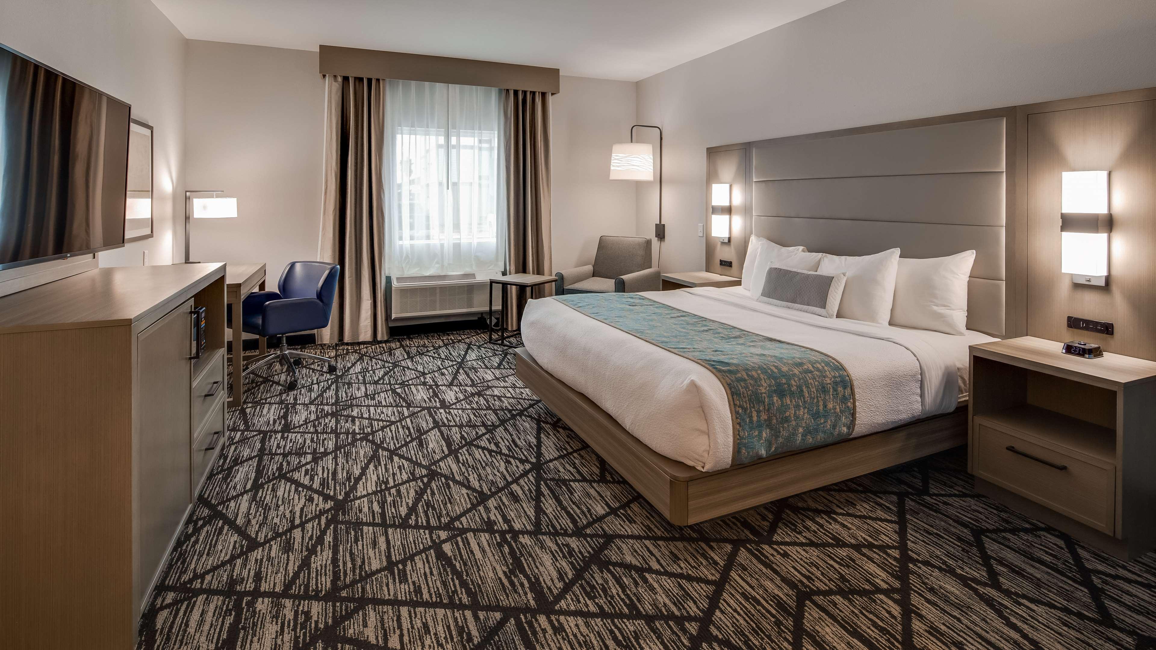 Best Western Plus Mid County Port Arthur Exterior photo
