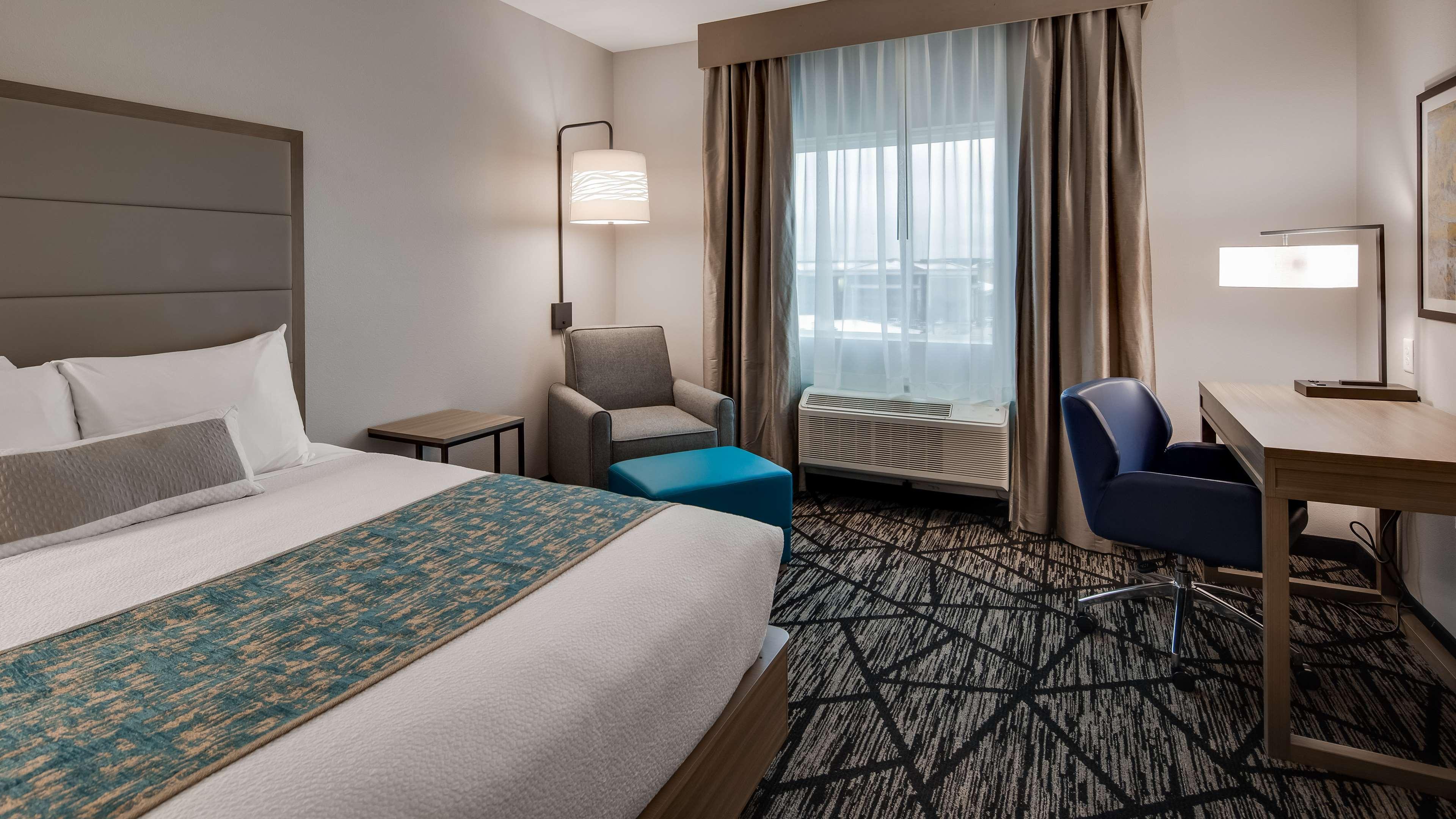 Best Western Plus Mid County Port Arthur Exterior photo
