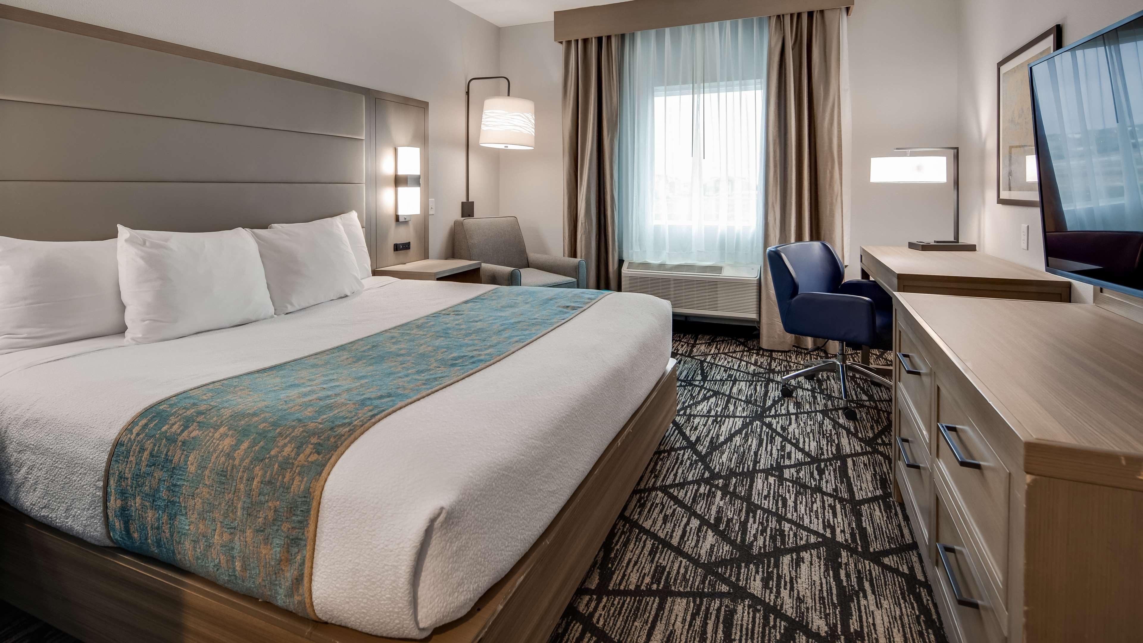 Best Western Plus Mid County Port Arthur Exterior photo